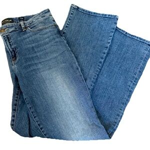 Women’s lucky‎ Brand Jeans Sz 14/22